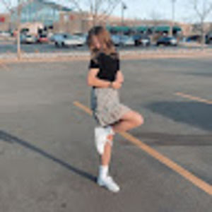 Meet your Posher, Emery